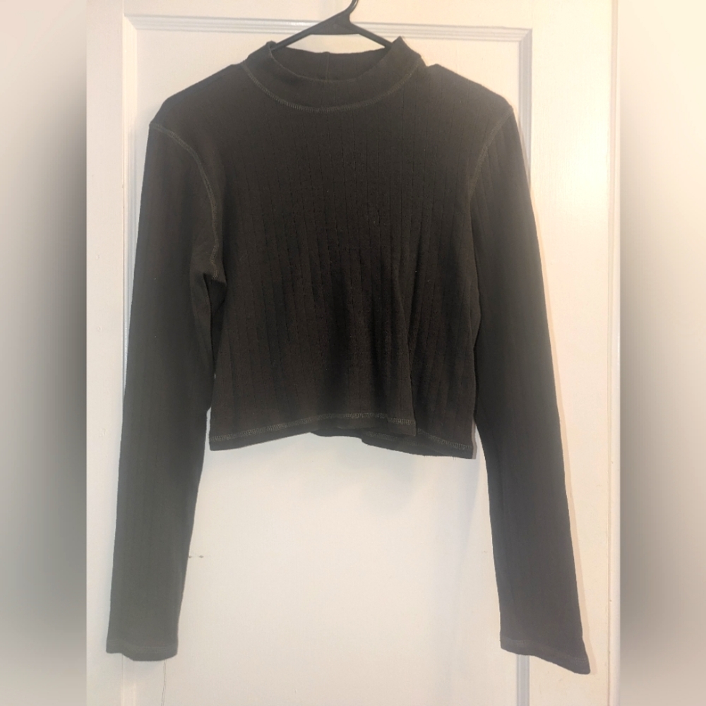 American Eagle Outfitters long sleeve cropped shirt, size Large, Navy Blue